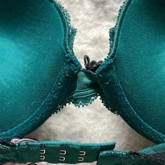 Victoria's Secret Dream Angels Lace Bra - Picture 10 of 16